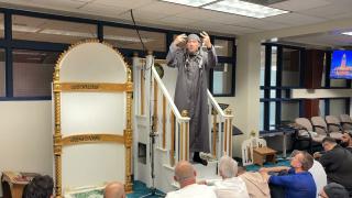 Women Loosing Themselves - Friday Khutbah