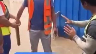 Chinês queria dar uma paulada no baiano