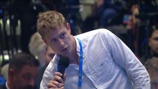 Danish reporter calls out weak NATO Secretary General Mark Rutte for sucking off Trump
