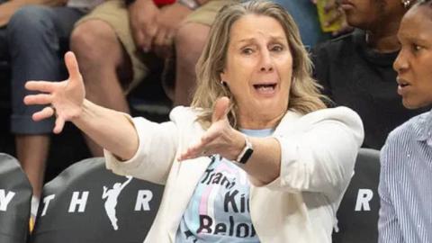 Lesbian Coach is Mad Sophie Cunningham is Hot