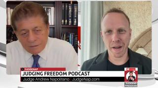 Max Blumenthal  :  Israel manipulates Trump once again