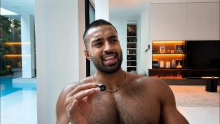 The Mexican fisherman story, but it’s an entrepreneur vs an ungroomed spiritual p*ssy
