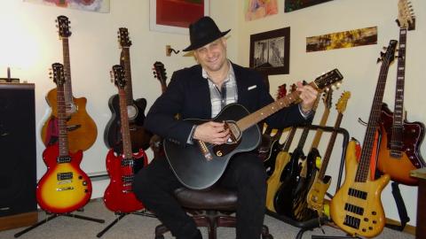 Got No God Damn Money Blues - Blues Rock Song With Soul (Remixed & Remastered)