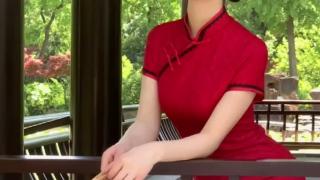 Elegant Women's Short Qipao Dress with Mandarin Collar and Traditional Chinese Style