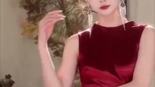 Elegant Red Satin Evening Dress for Women with Ruched Waist and Luxury Silhouette