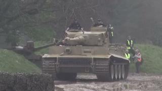 𐓏𐓏 - Tiger Tank 131 Sounding Great In The Mud and Rain - 𐓏𐓏