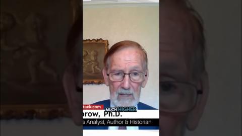 Trump's Ukraine Stance: Russia Refineries & Global Fuel Prices #shorts