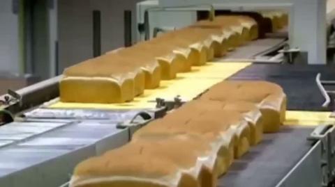 12 Bread Brands Canadians Must STOP Buying