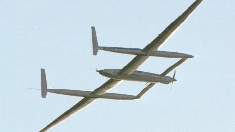 Dick Rutan and Jeana Yeager's Around the World, Record Flight without Refuelling